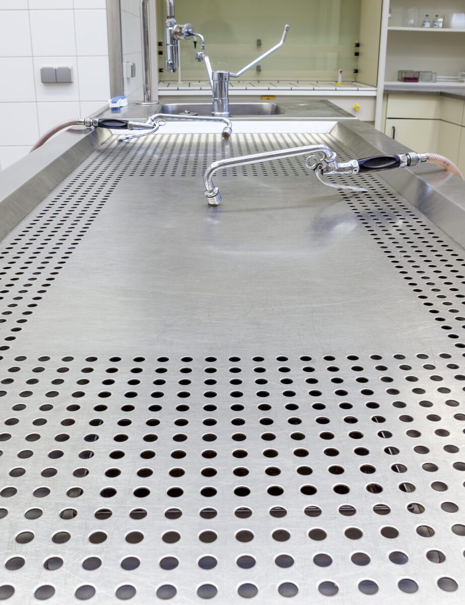 Mortuary table
