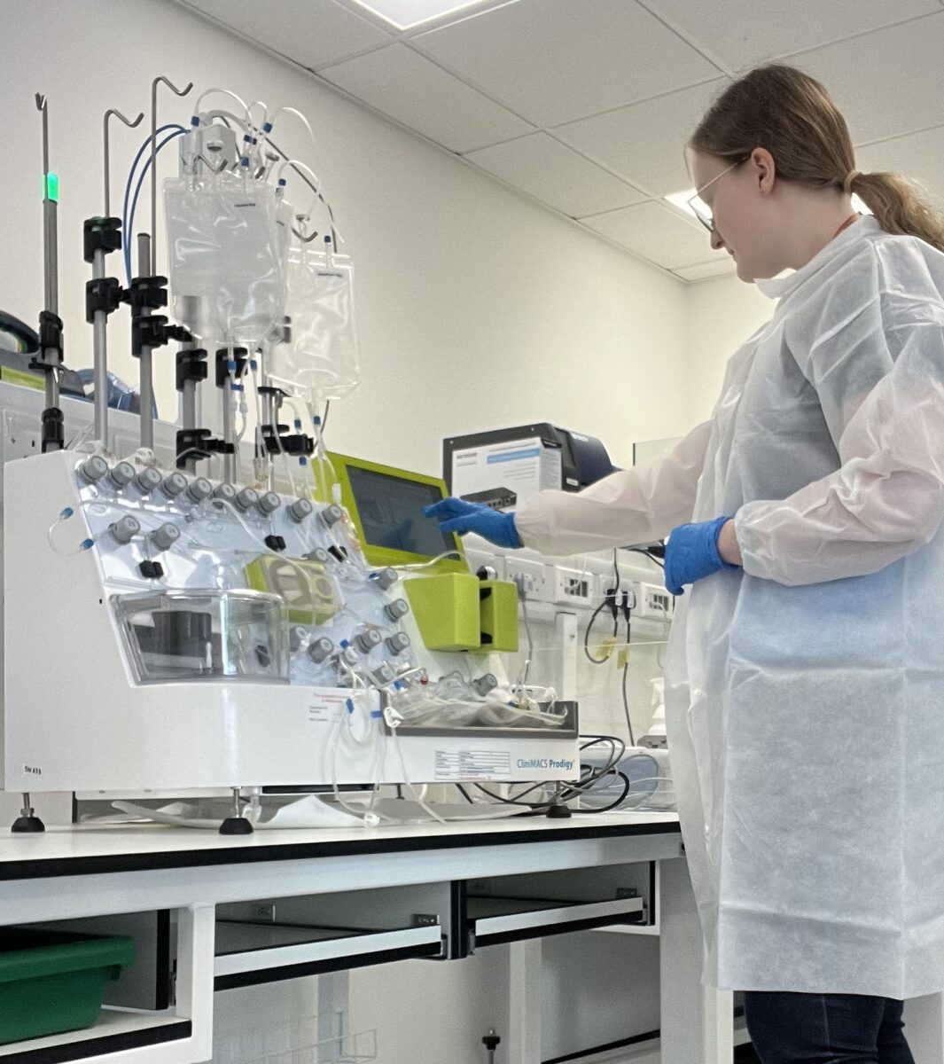 Lara in the lab